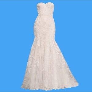 GALINA SIGNATURE Ivory Size 2 Corset Bodice Mermaid Lace Wedding Dress